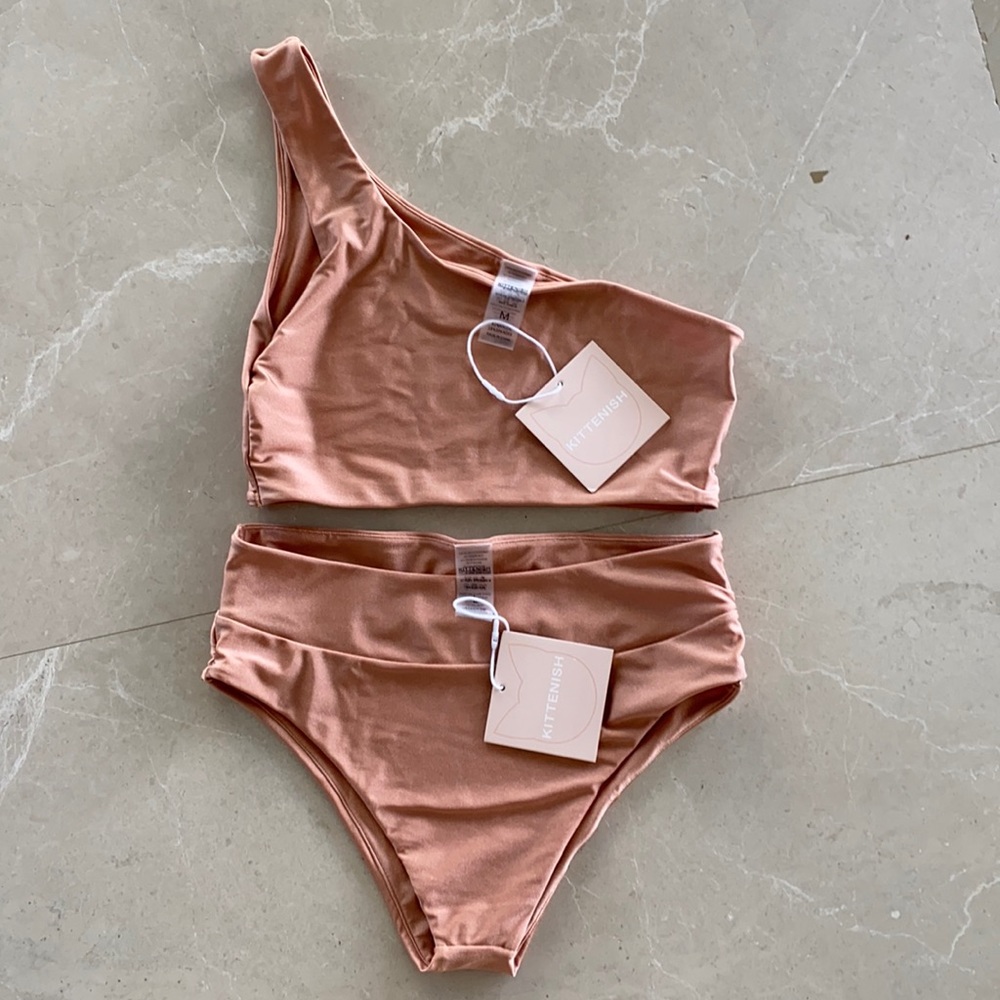 2 piece kittenish bathing suit NWT